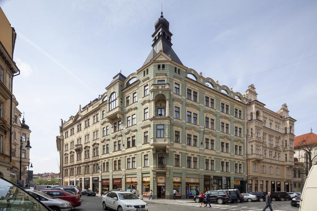 Old Town - Dusni Apartments Prag Exterior foto